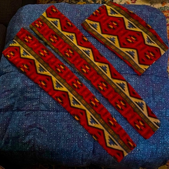 Fleece Leg Warmers and Neck Gaiter Set. - Picture 2 of 12